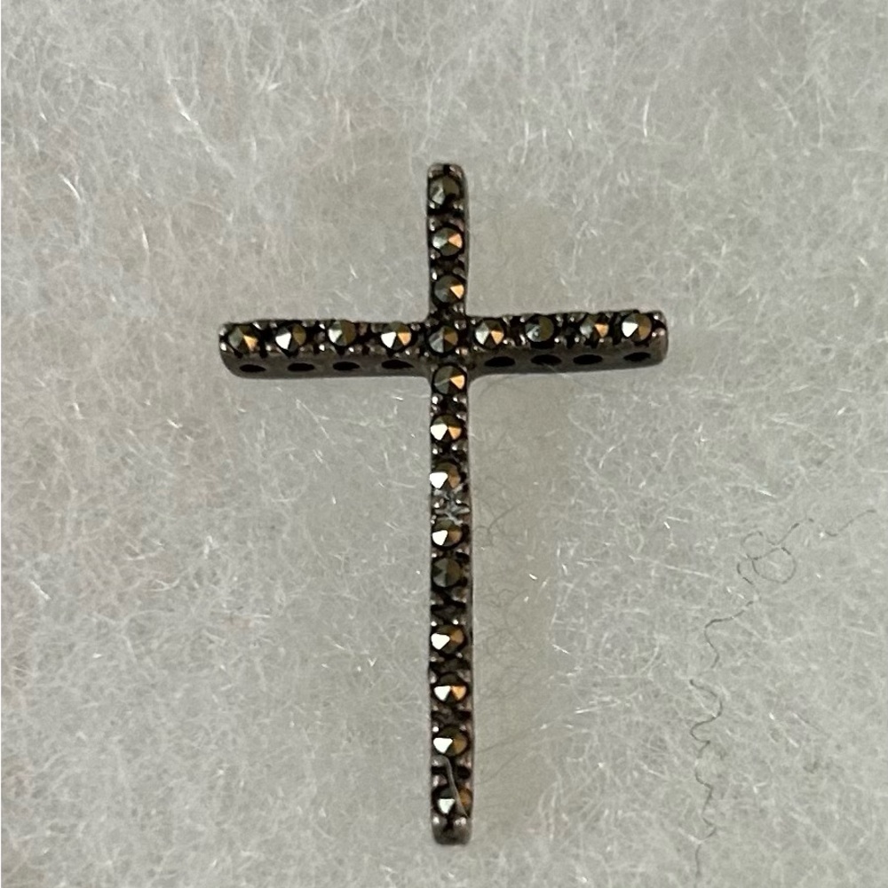 Cross Necklace / Pendant